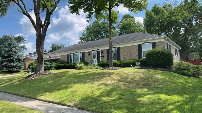 811 Kenbrook Dr - Photo 2 of 40