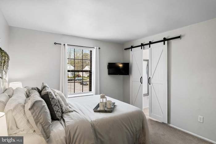 7 Woodstream Ct #NA - Photo 3 of 25