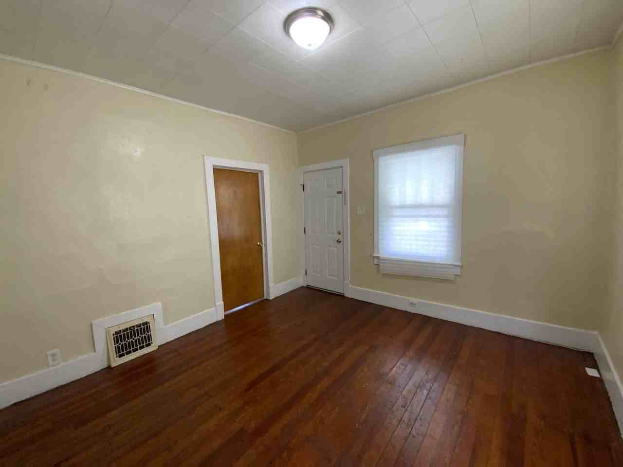 19 S Collett St #NA - Photo 2 of 15