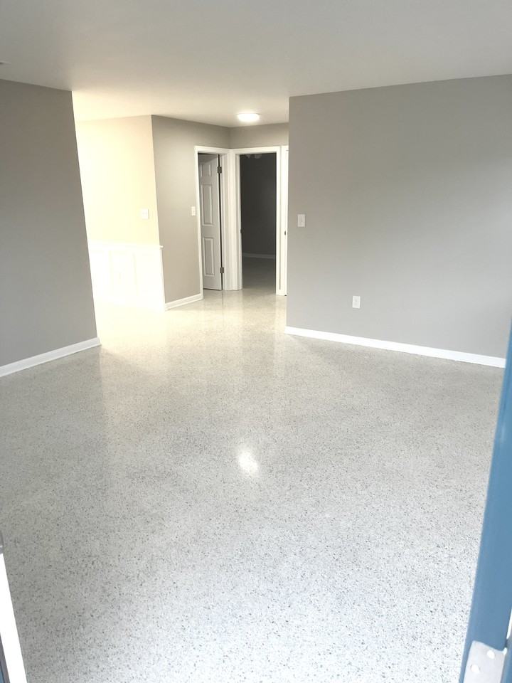 1835 Biscayne Dr #NA - Photo 3 of 11