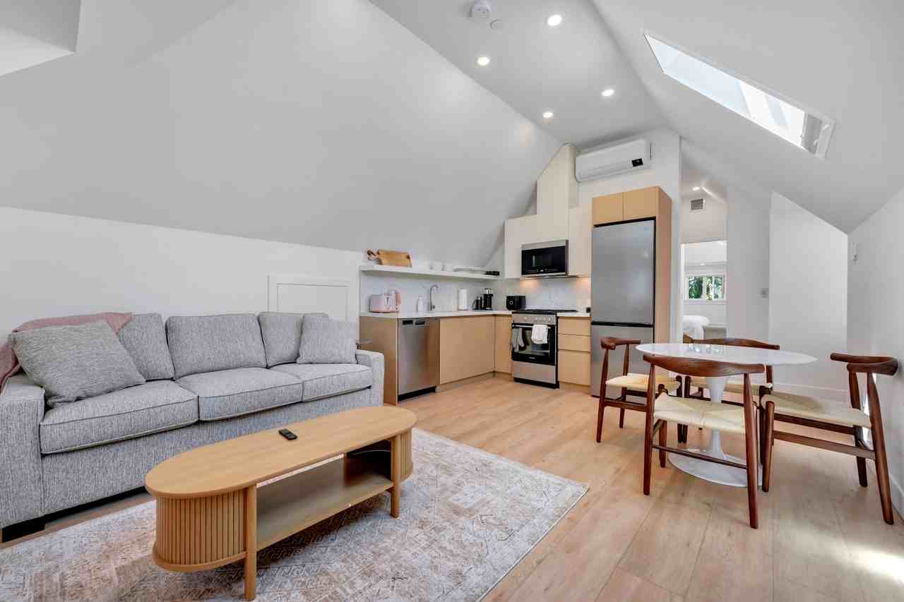 957 Nicola Street #201 - Photo 3 of 25