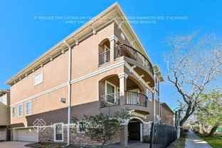 912 W 25th St - Photo 1 of 1