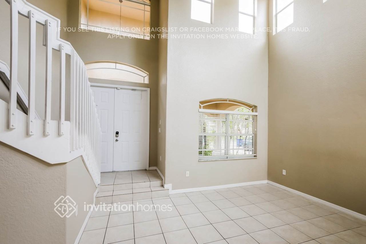 9014 Sw 206th St - Photo 6 of 18