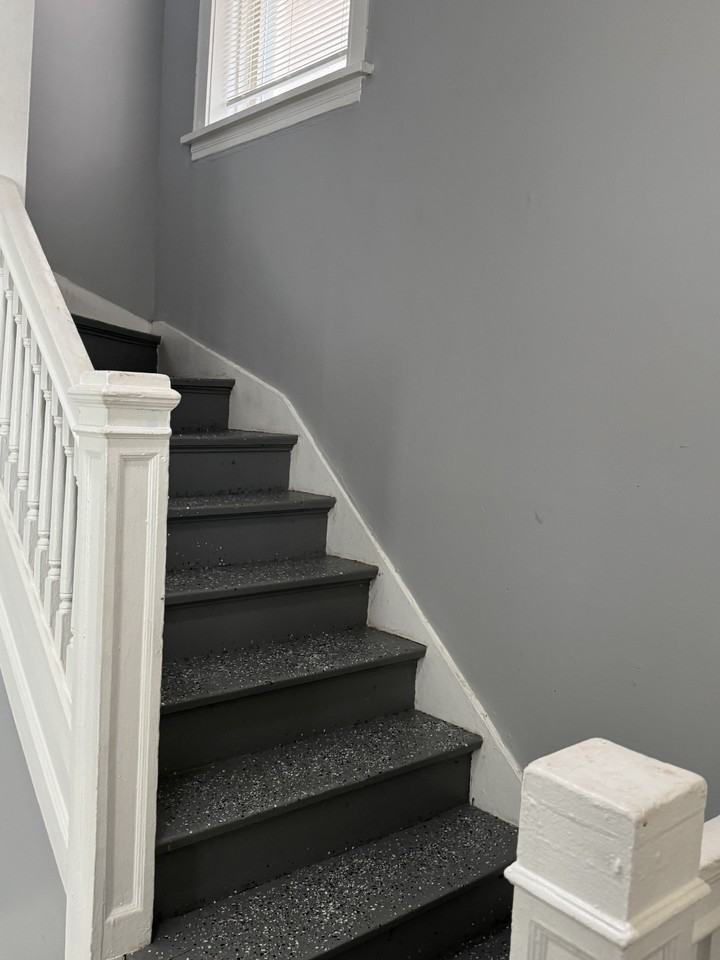 1446 East 69th Place - Photo 2 of 18