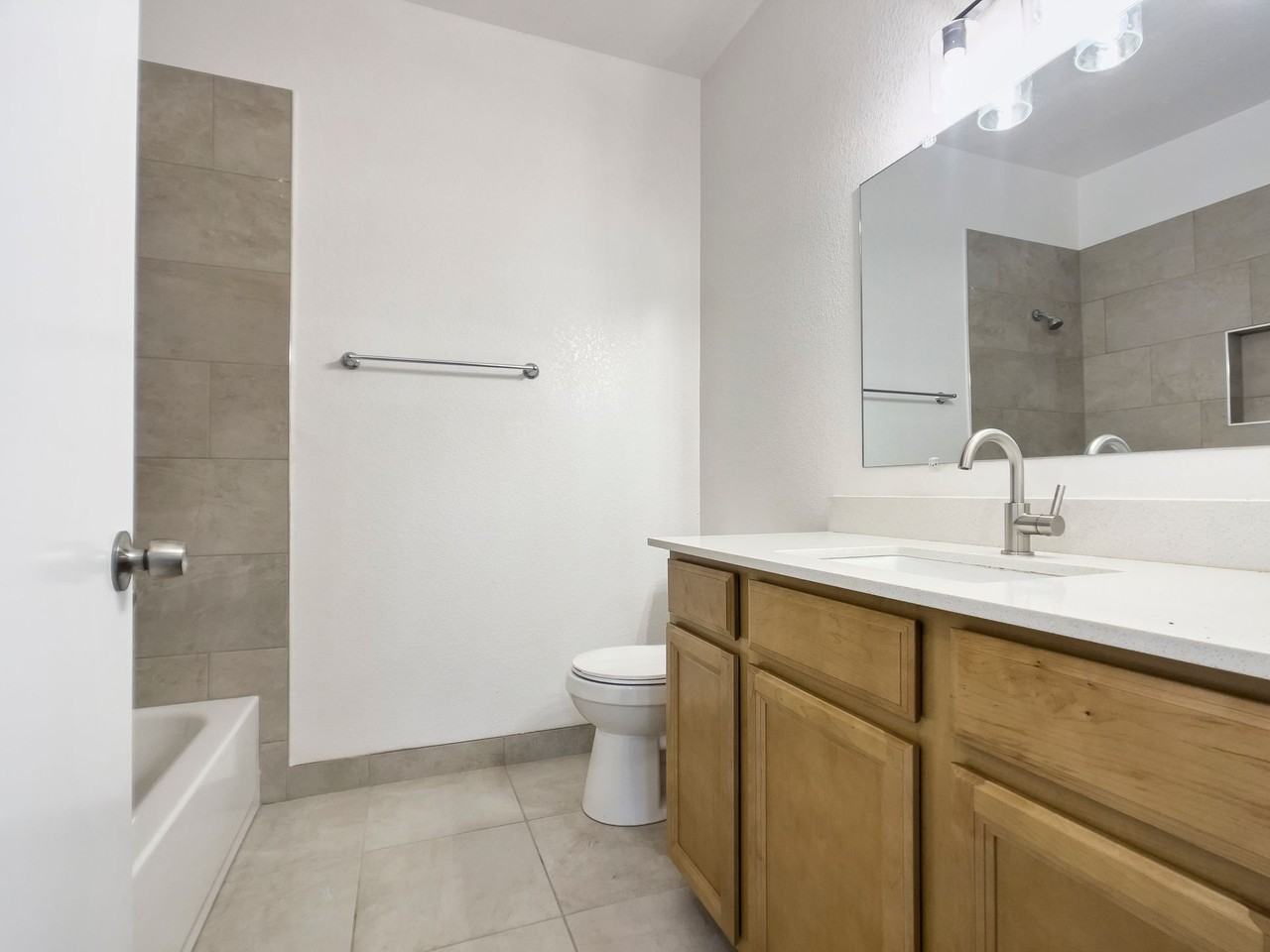 Santa Cruz Villas - Photo 3 of 5