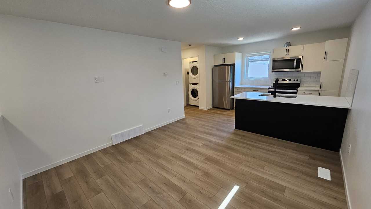 11637 84 Street Northwest - 11637 GAR #11637GAR - Photo 4 of 15