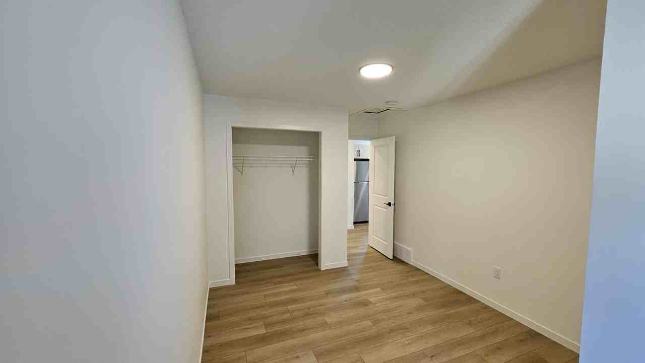 11637 84 Street Northwest - 11637 GAR #11637GAR - Photo 6 of 15