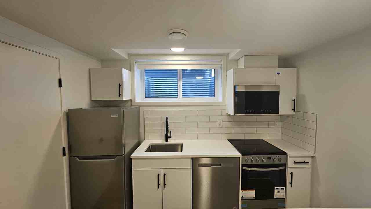 12125 95 St Nw Bsmt 1 #BS1 - Photo 2 of 12