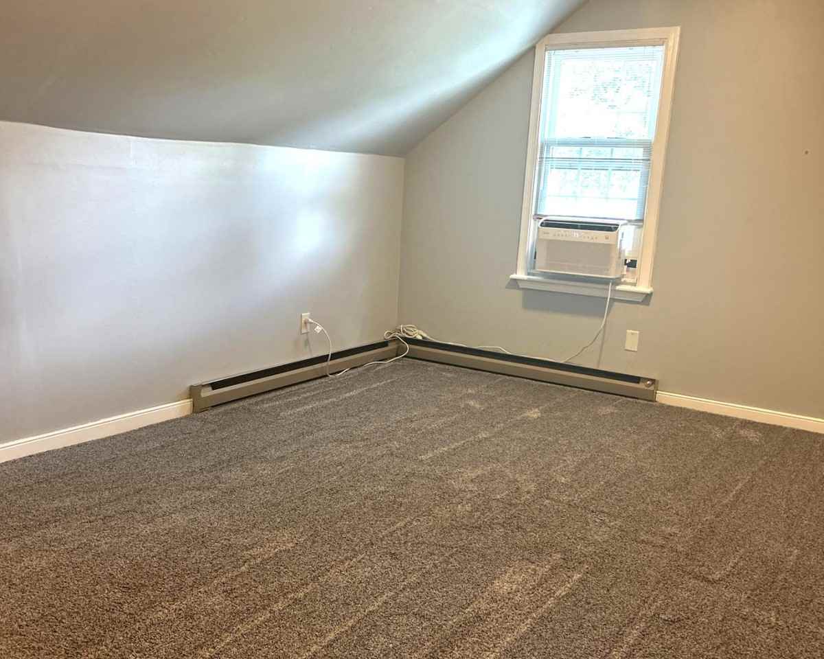 1404 Stoneycreek Dr - Photo 2 of 20