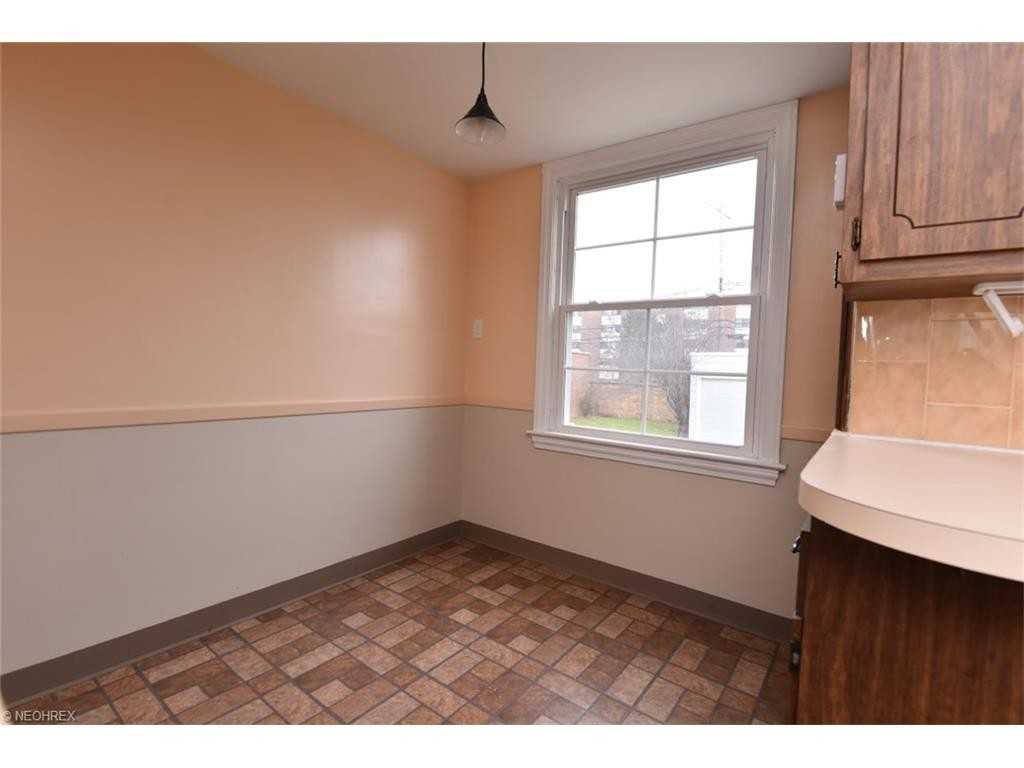 4113 Bushnell Rd - Photo 3 of 20