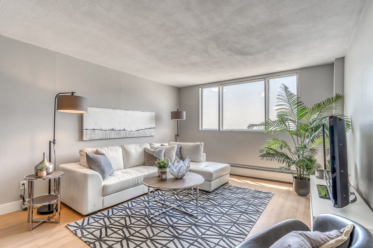 Capilano Tower - Photo 4 of 25