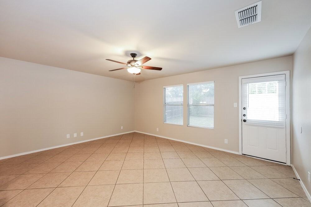 12814 Capri - Photo 6 of 17