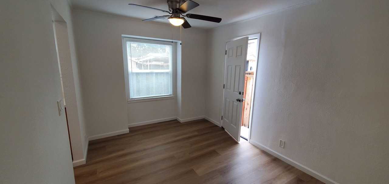 Nevada Rd Homes - Photo 7 of 30