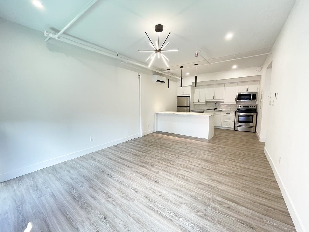 57 Canterbury St #210 - Photo 3 of 16