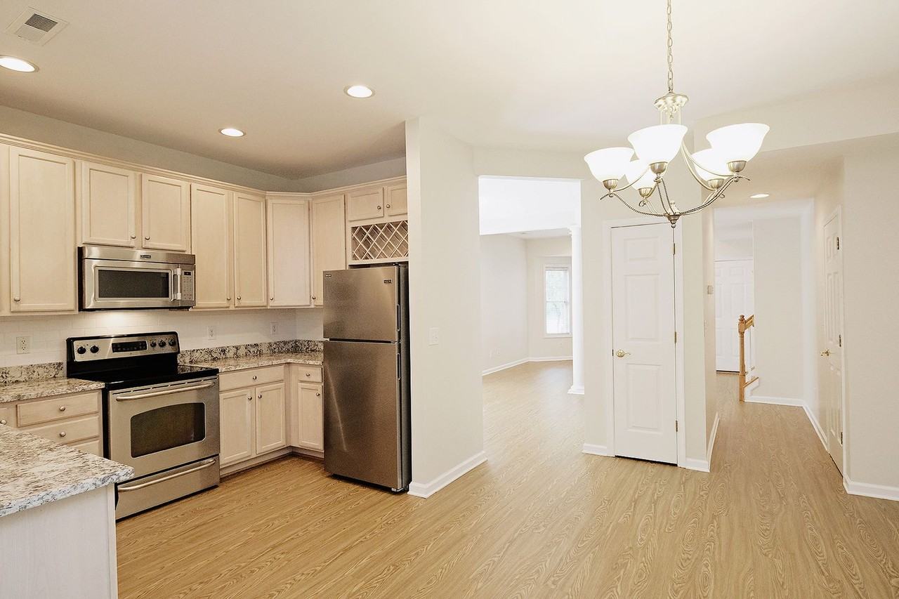 164 Old Fifth Cir - Photo 6 of 19