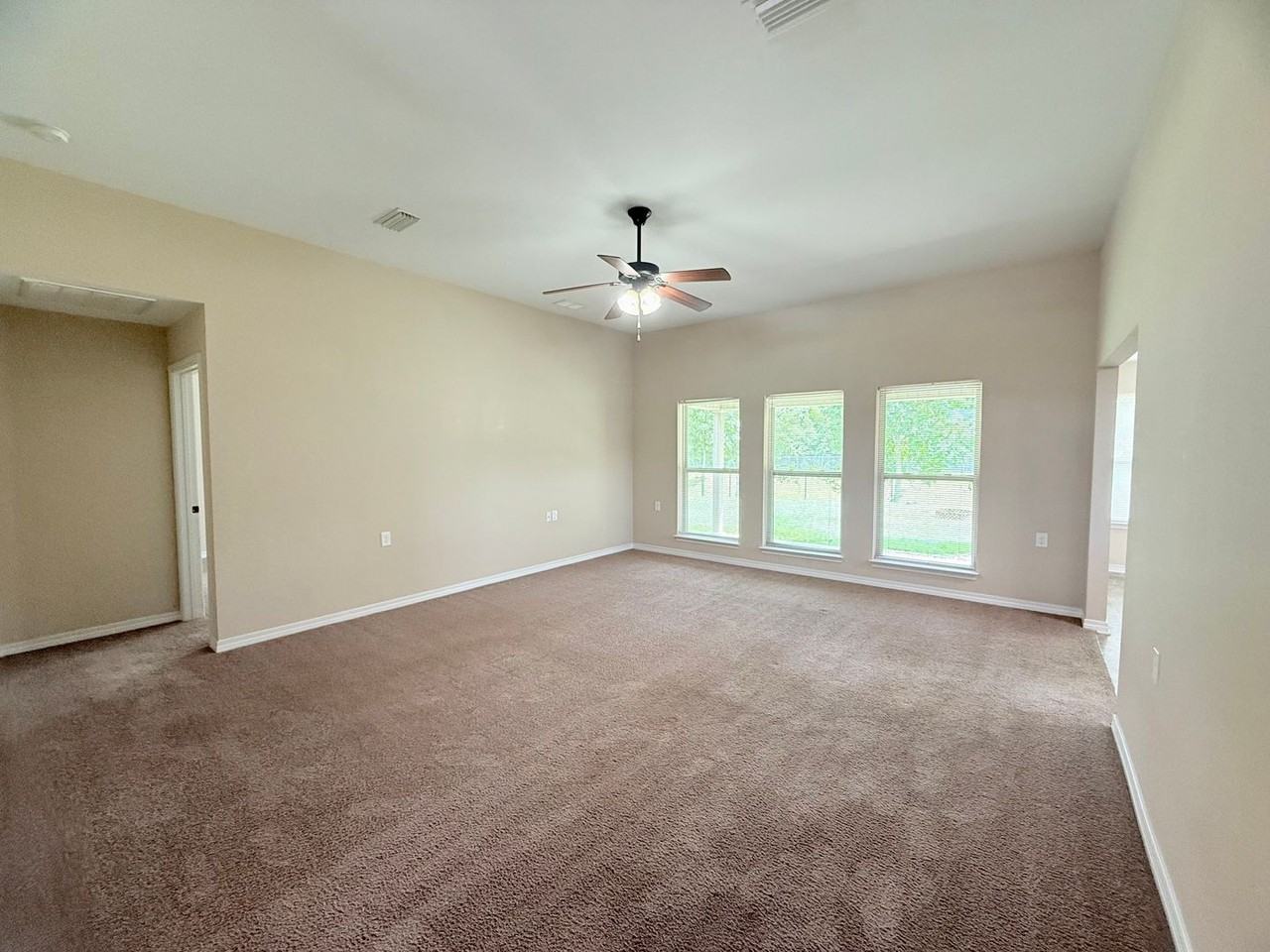 5771 Glenby Ct - Photo 2 of 15