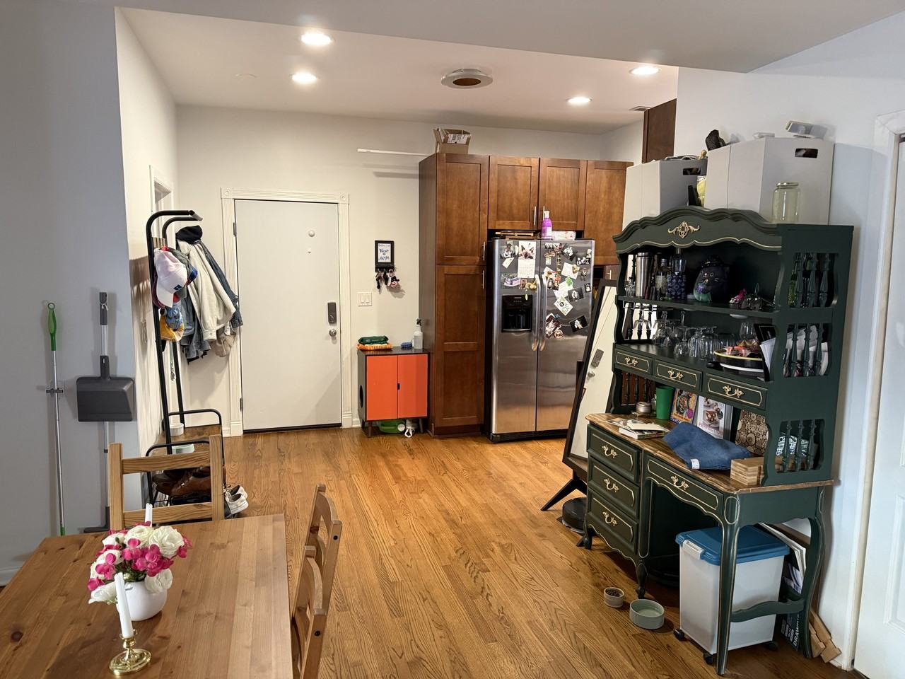 1641 West Farwell Avenue #2N - Photo 2 of 11