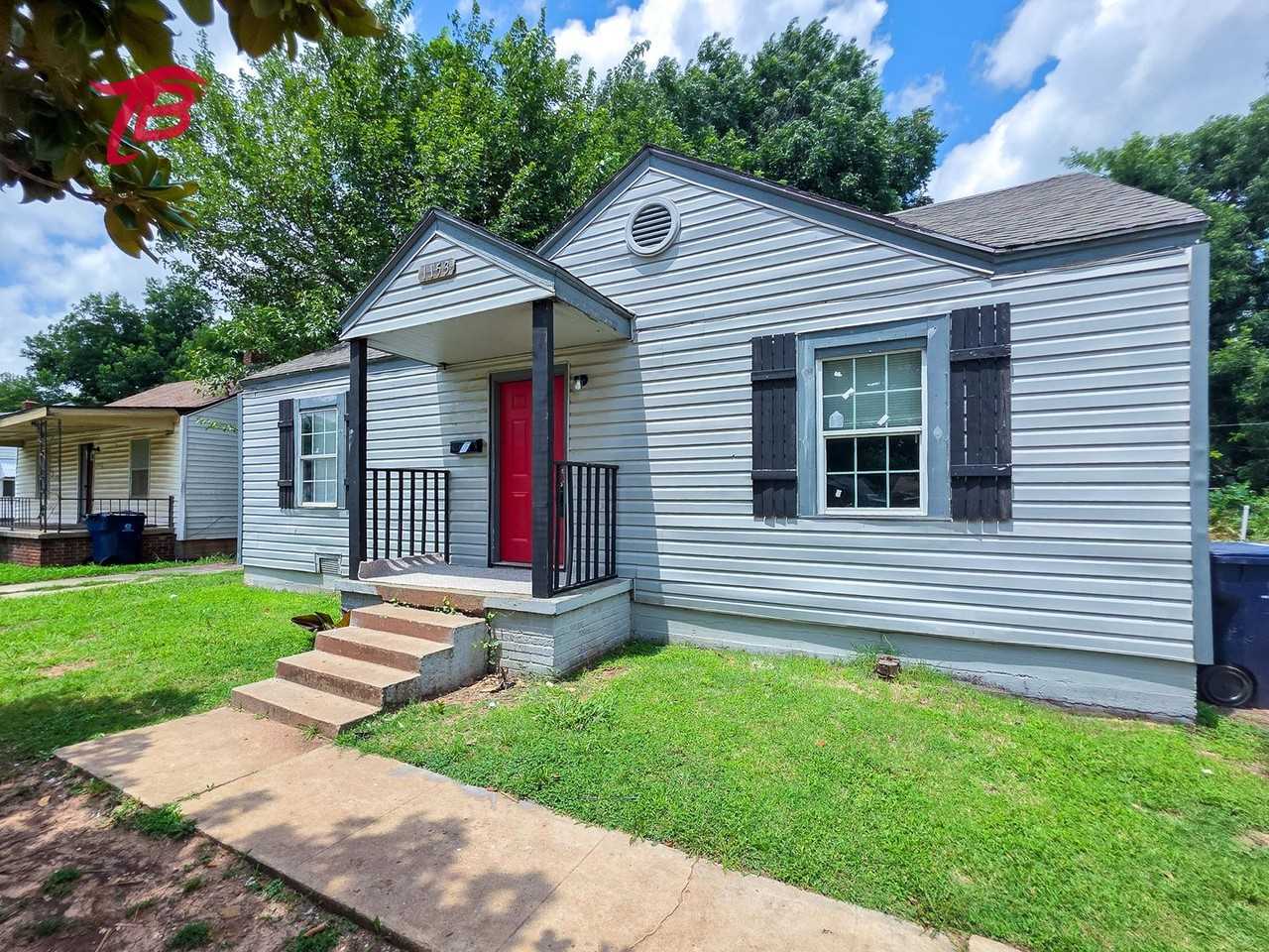 1153 Windemere Dr - Photo 2 of 36