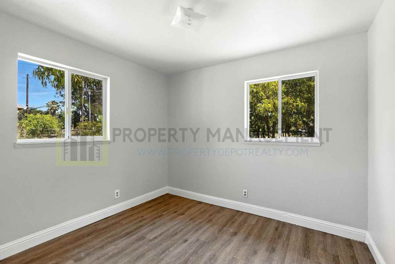 2611 Princeton St - Photo 3 of 27