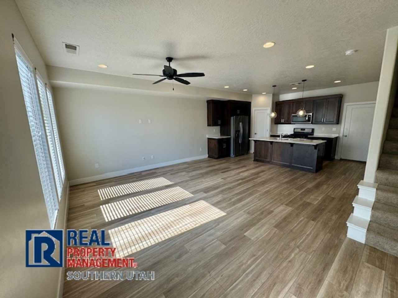 855 S Black Alder Dr - Photo 4 of 21