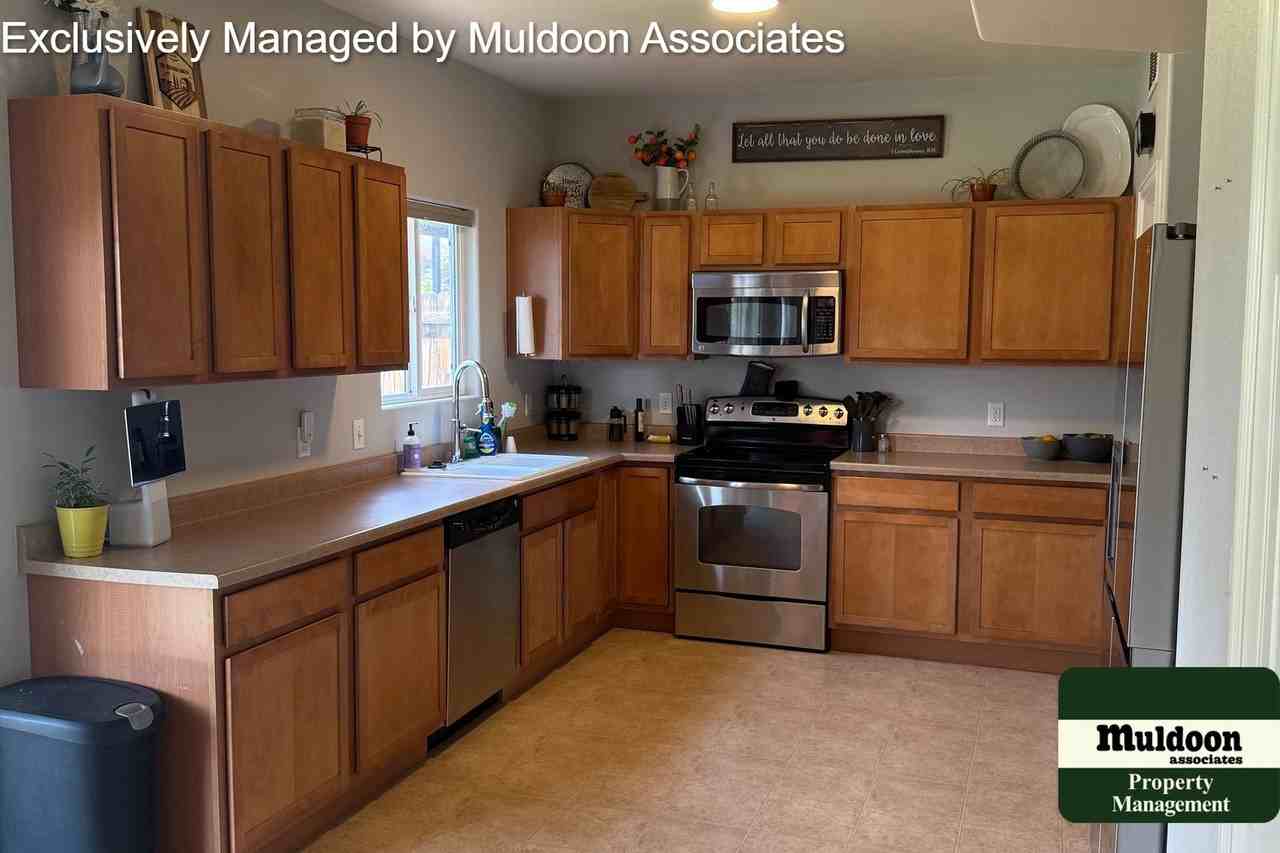 5097 Tabor Ln - Photo 5 of 13