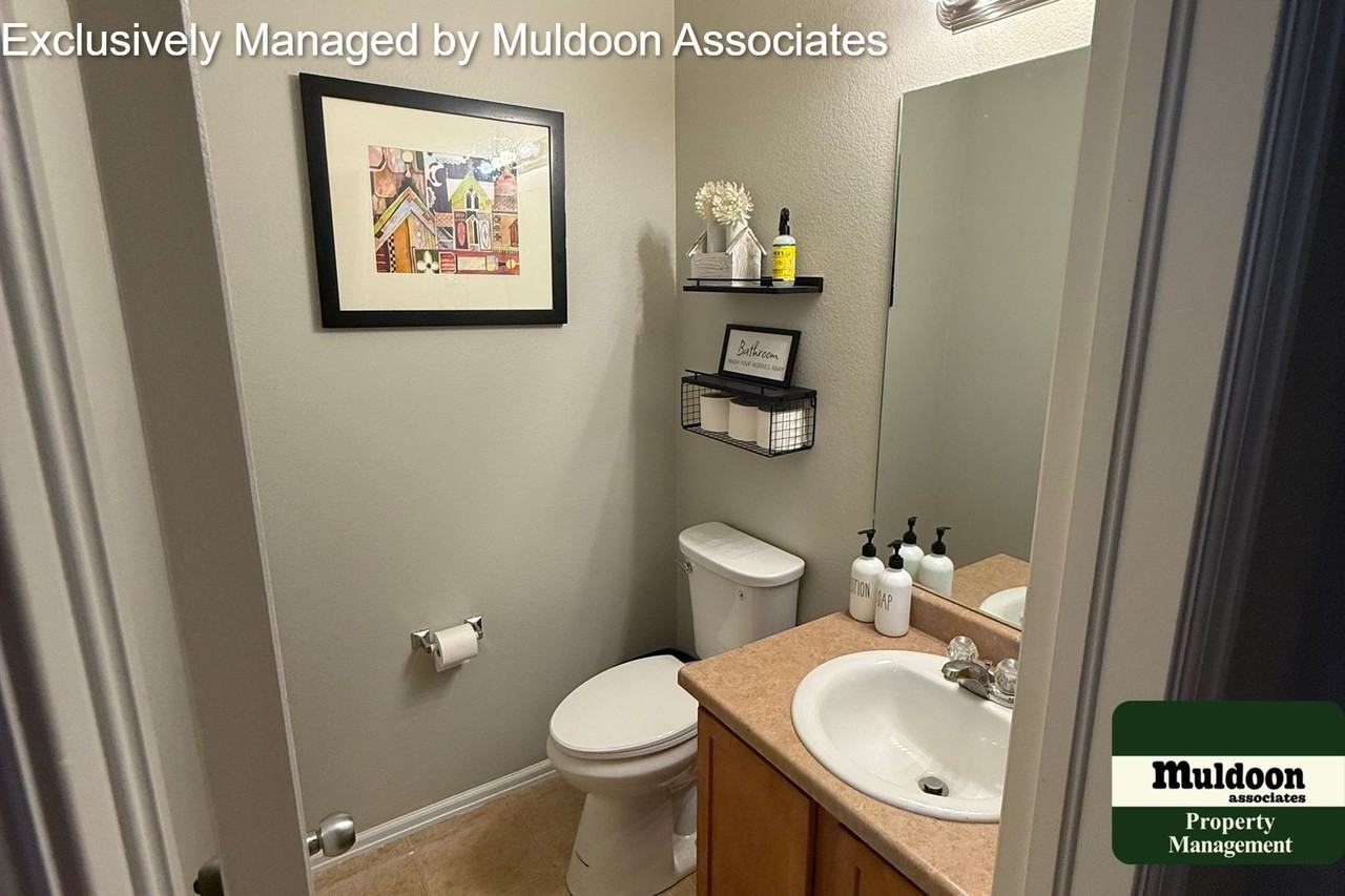 5097 Tabor Ln - Photo 4 of 13