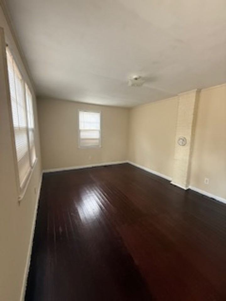 746 Whitlock St - Photo 5 of 6