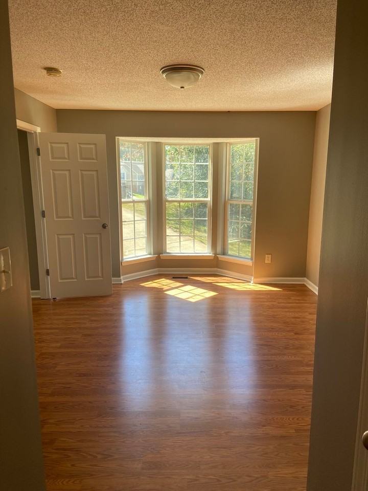 1594 Wilderness Ln - Photo 5 of 13