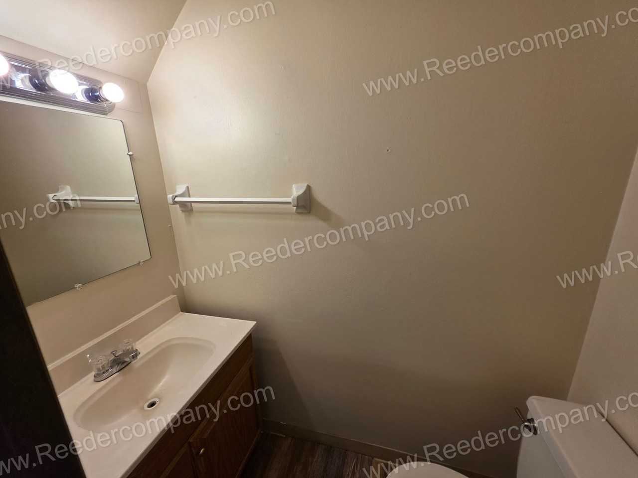 3546 170th Pl - Photo 4 of 12