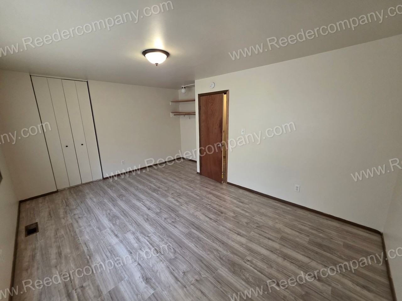 3546 170th Pl - Photo 5 of 12