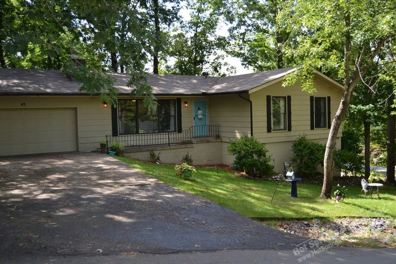 45 Sierra Dr - Photo 3 of 33