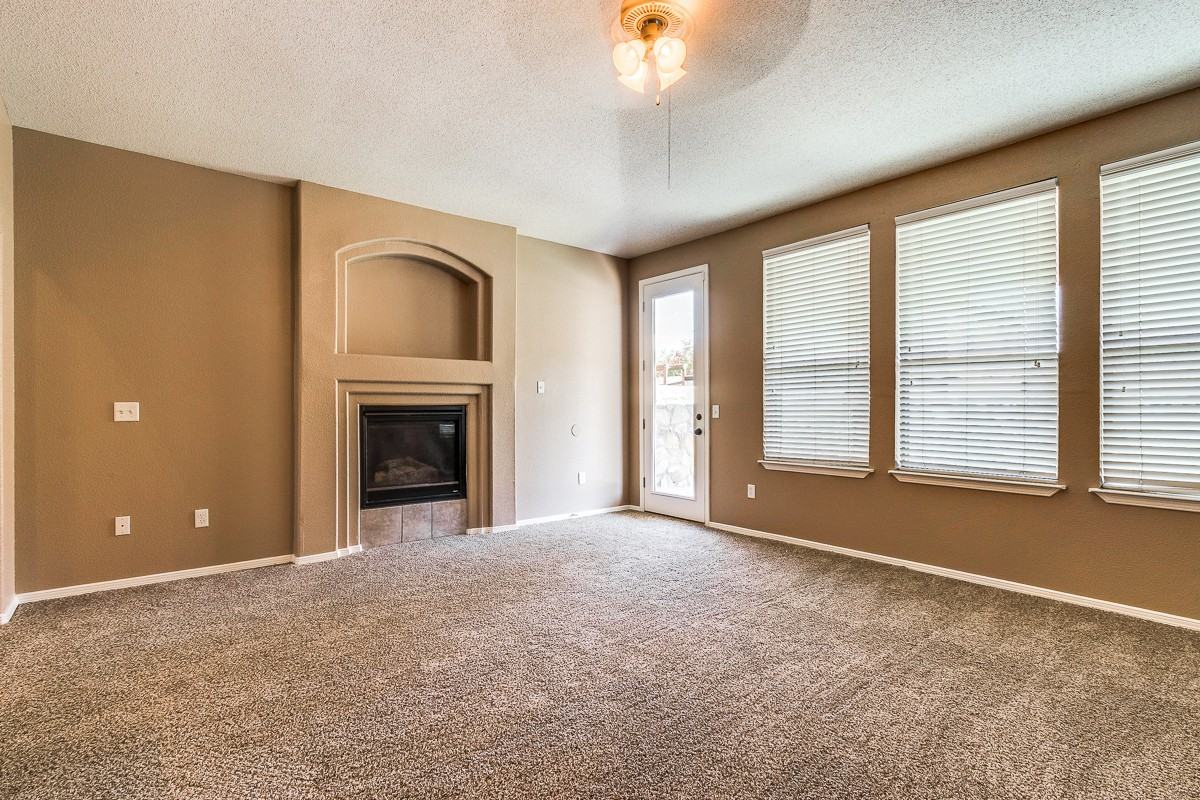 12720 Cozy Prairie Court - Photo 7 of 27