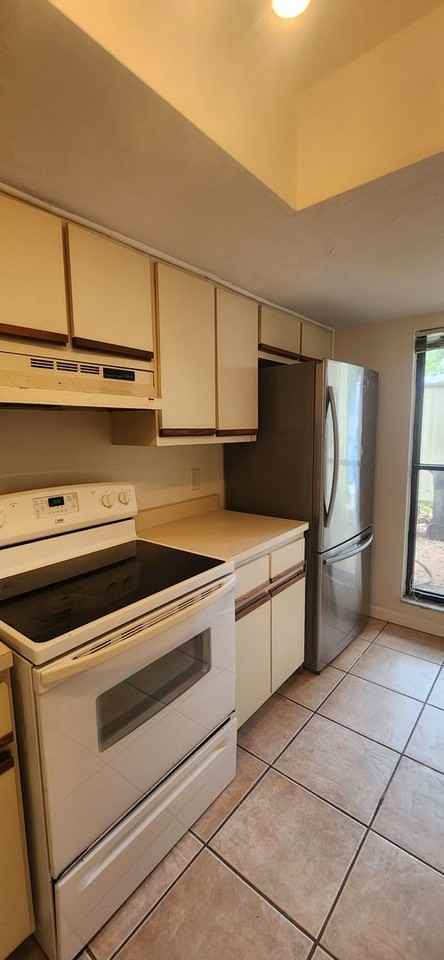 5428 Sw 4th Pl - Photo 3 of 12