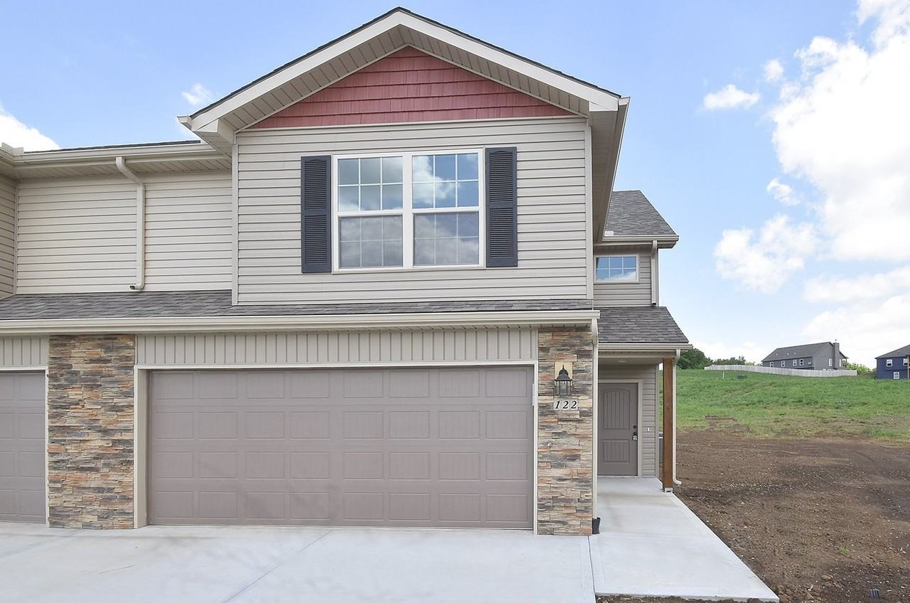 120 Ryan Ct - Photo 2 of 9