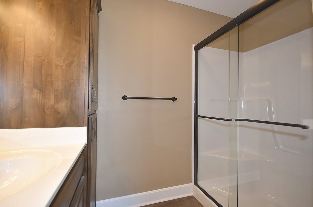 120 Ryan Ct - Photo 7 of 9