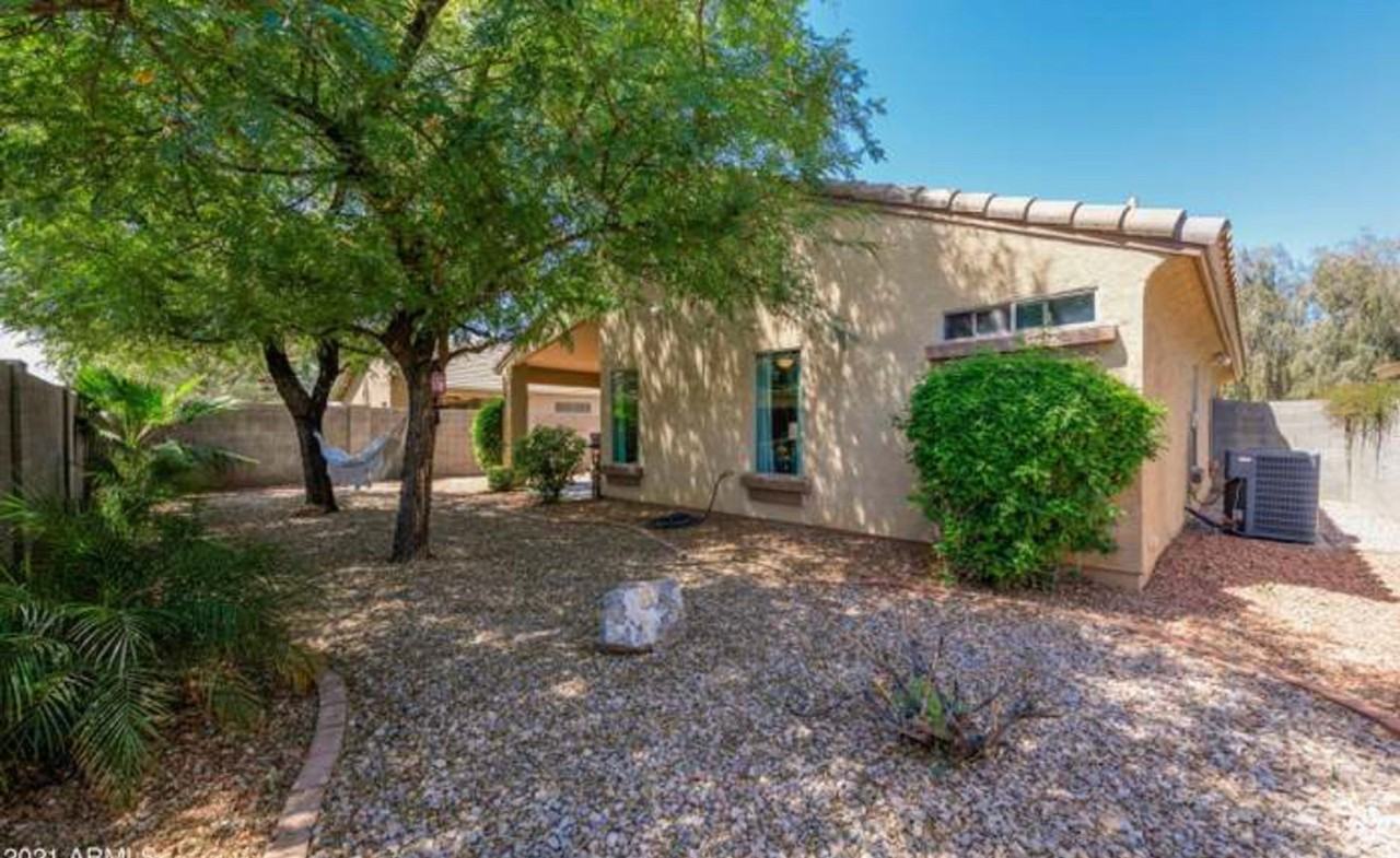 17233 W Banff Ln - Photo 2 of 10