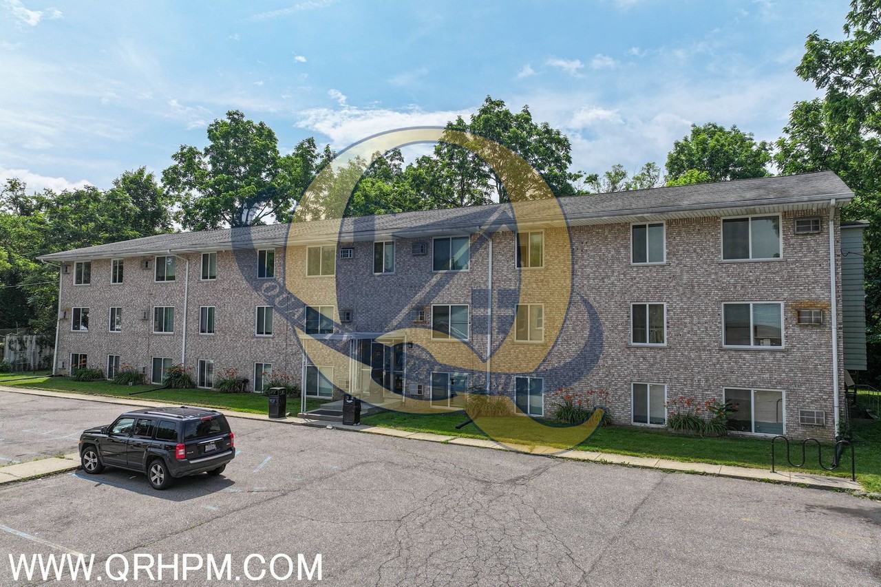 Arbor Lane Apartments - Photo 5 of 31