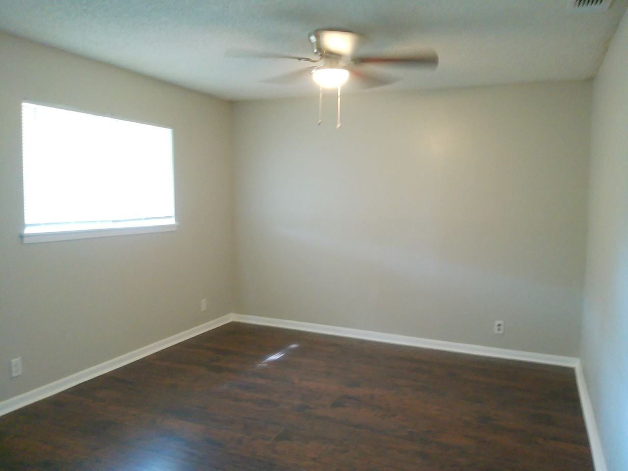 1710 Sun Beam Dr - Photo 2 of 17
