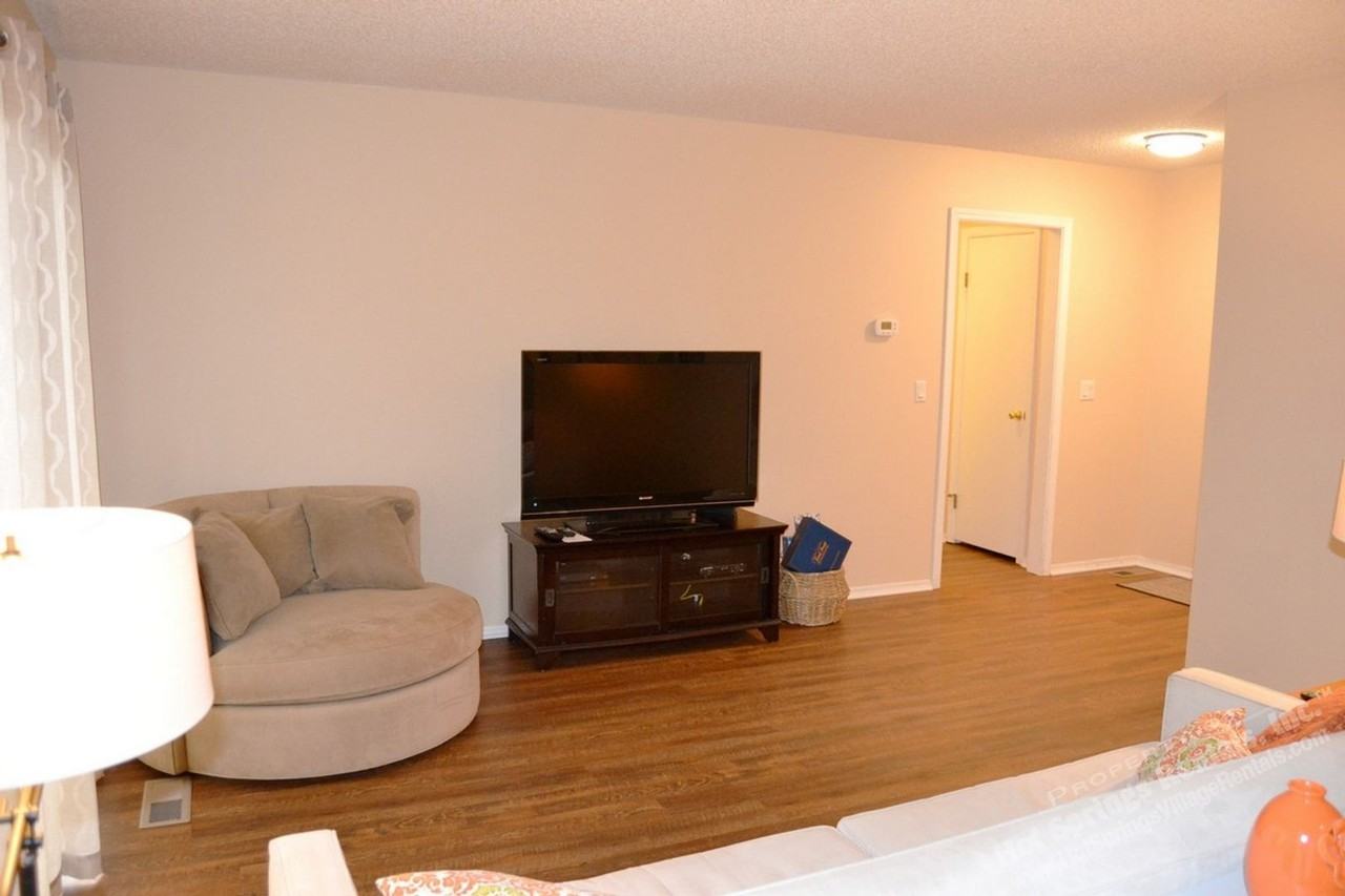 4 Astorga Cir - Photo 4 of 23