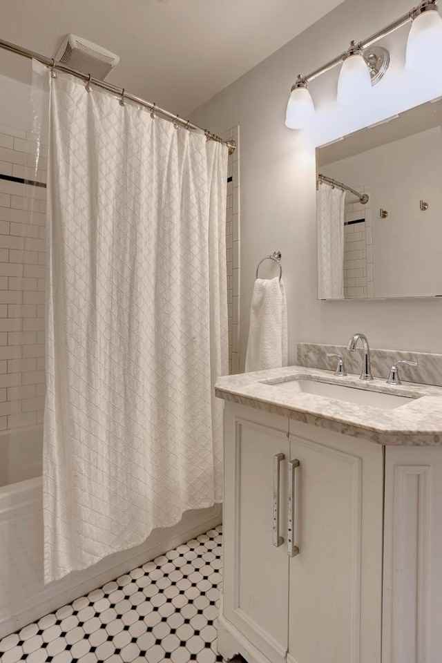1735 Maple Ave - Photo 3 of 36