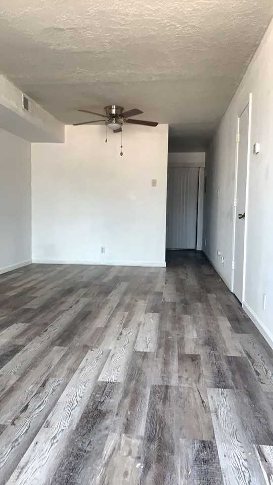1932 Buena Vista Dr SE - Photo 4 of 13
