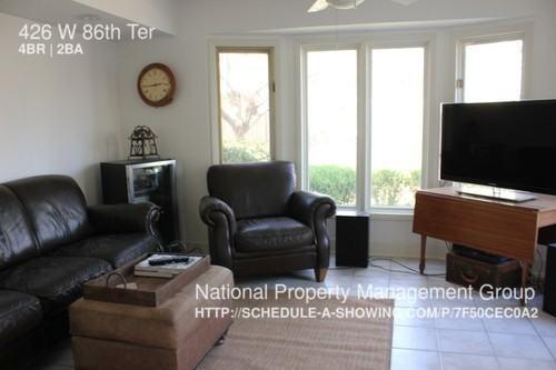 426 W 68th Terrace - Photo 2 of 26