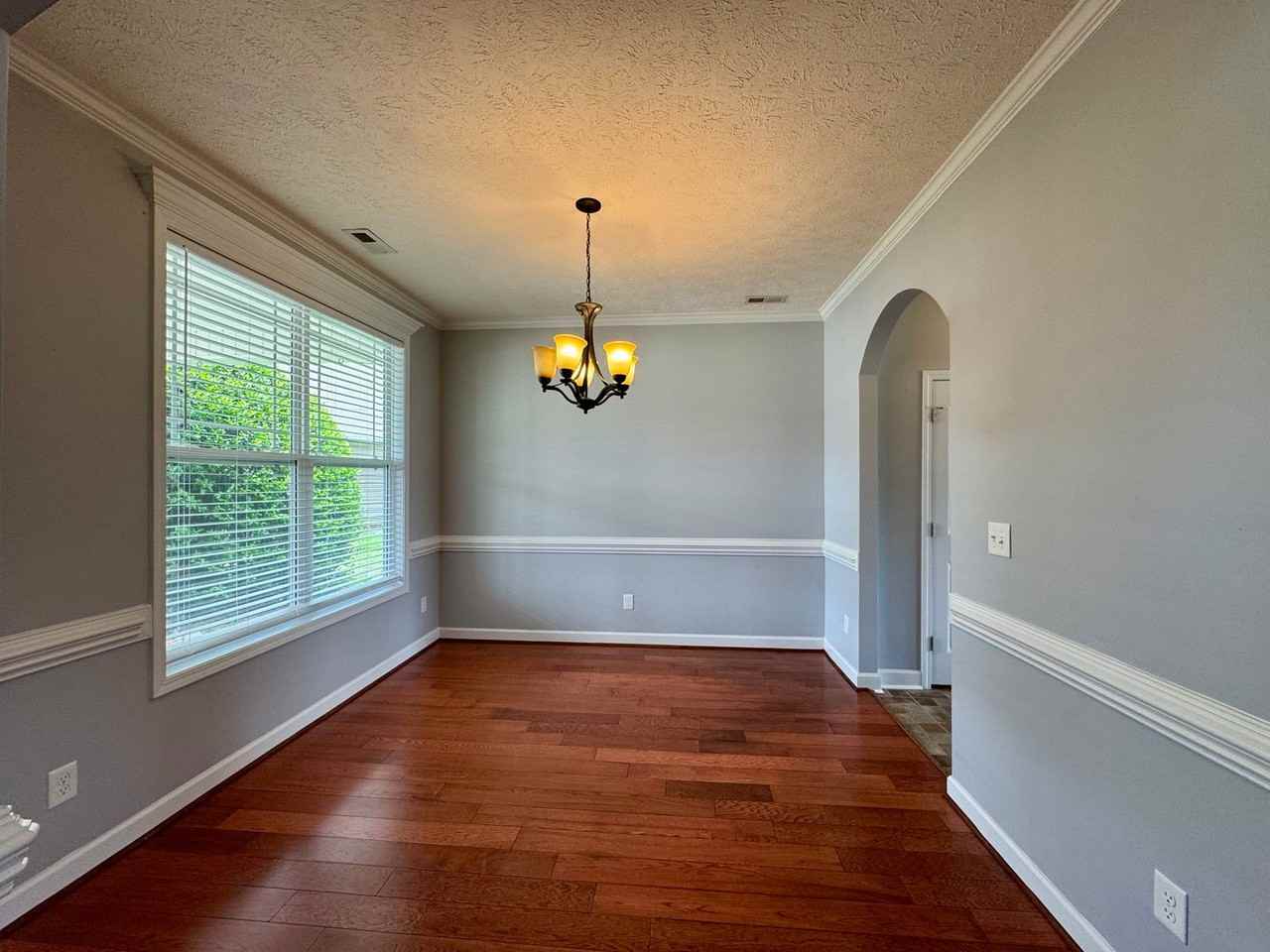 3343 High St - Photo 3 of 24