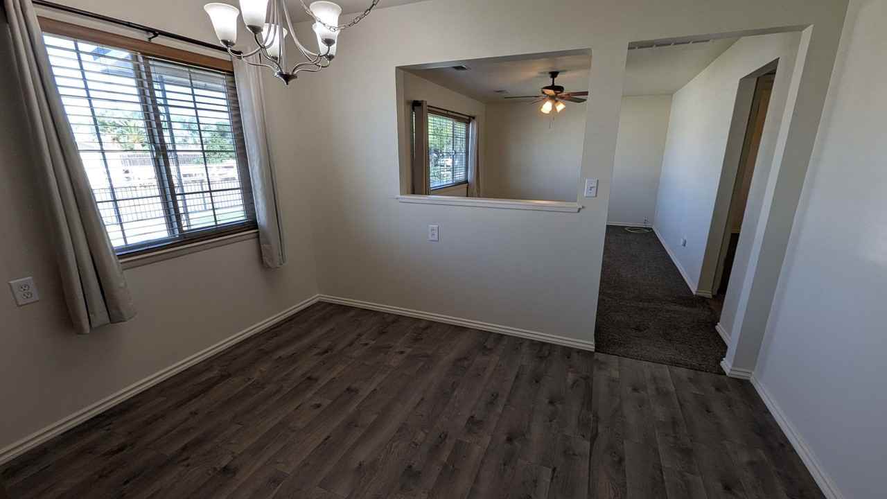 1130 W Westfield Ave #A - Photo 3 of 10