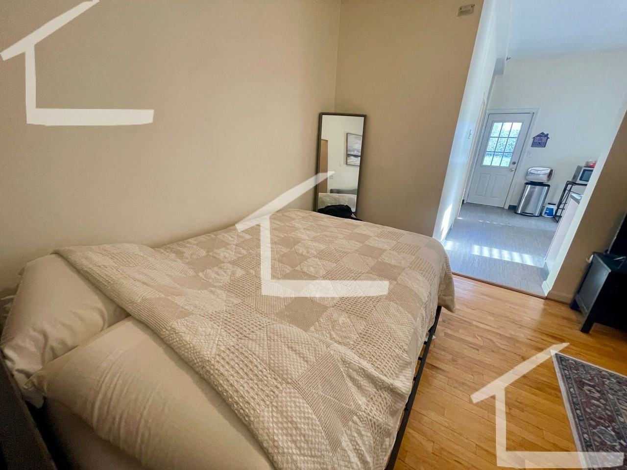 210 Chestnut Hill Ave - Photo 7 of 18