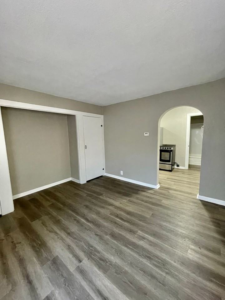 1705 W Esthner Ave - Photo 2 of 9
