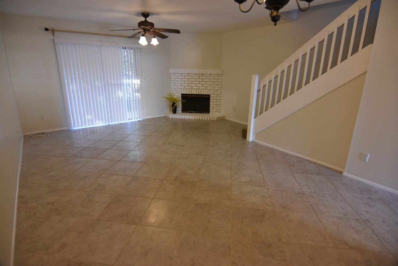 235 Sandlewood Trl - Photo 6 of 18