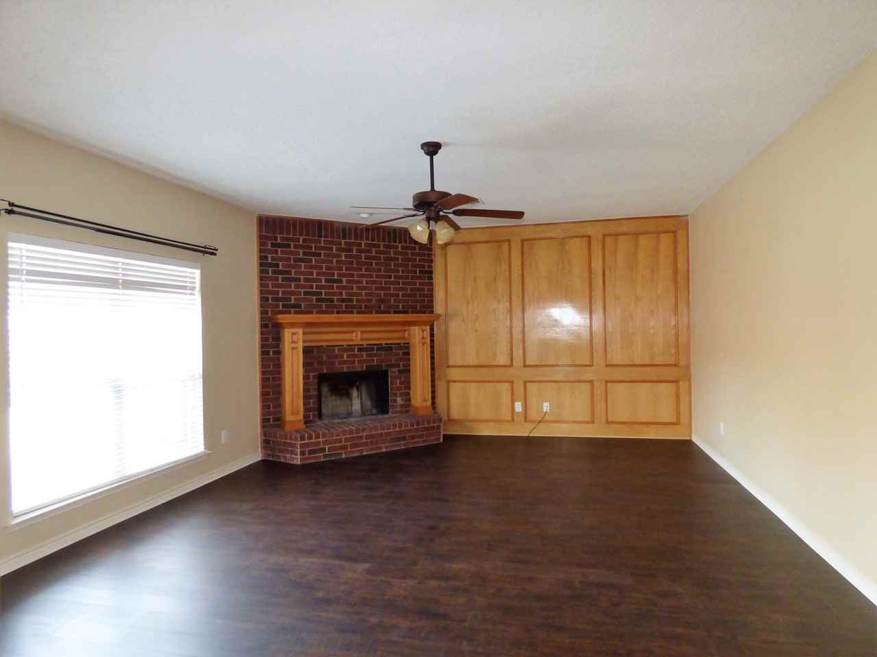1509 Appalachian Dr - Photo 2 of 17