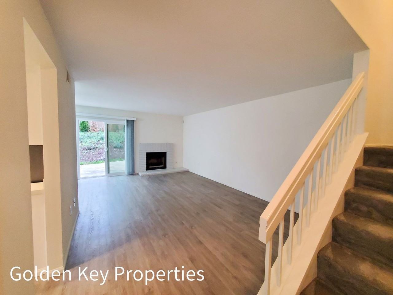 2982 Lexington Cir - Photo 6 of 23