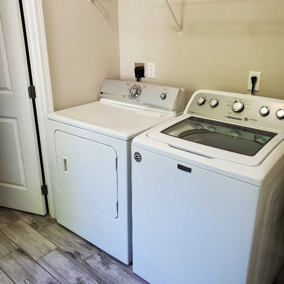 5765 Main Ave - Photo 2 of 20